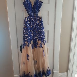 Blue prom dress